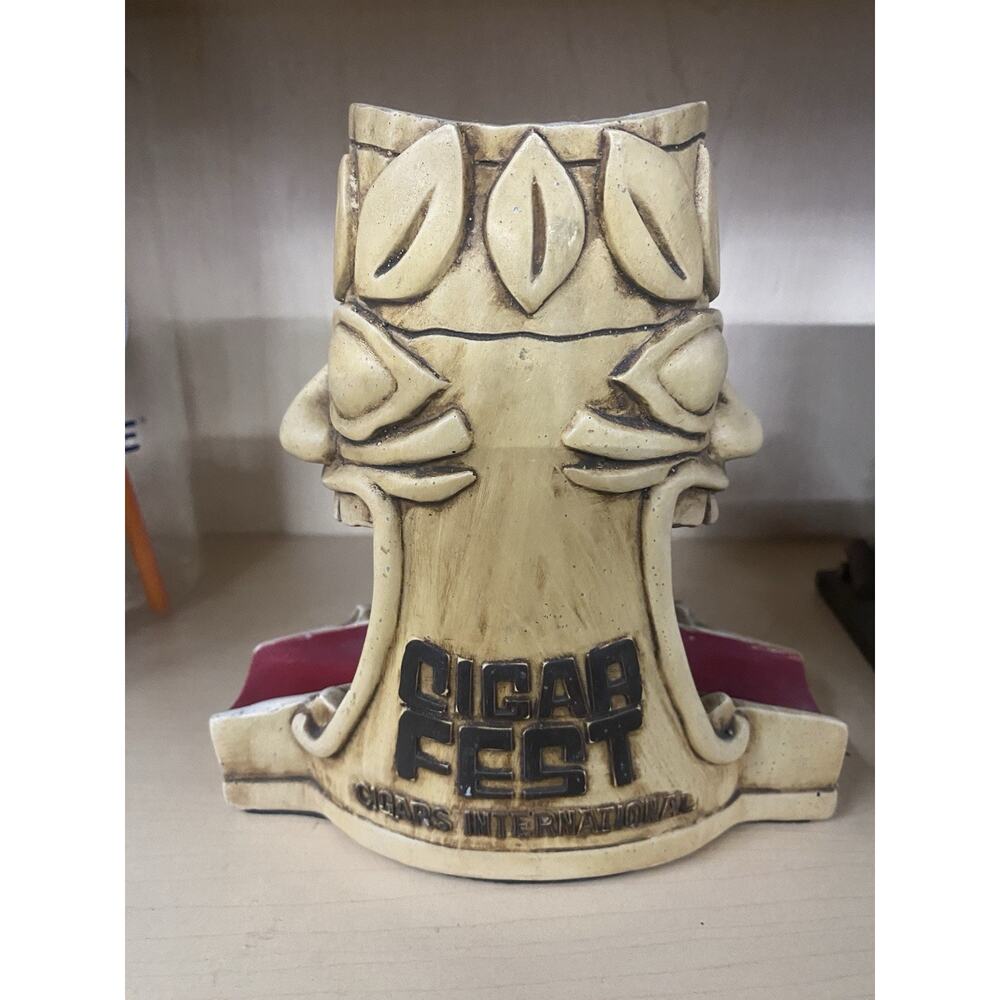 2020 CIGARFEST ASHTRAY CIGARS INTERNATIONAL TIKI